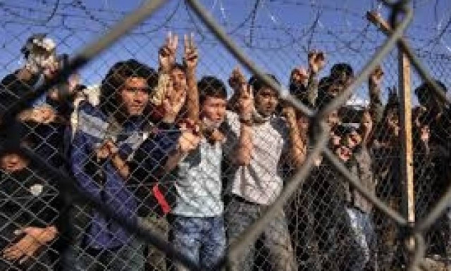 Χανιά: Αναχώρησαν από το λιμάνι της Σούδας οι μετανάστες που είχε αποβιβάσει σκάφος σε παραλία