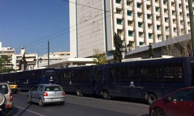 Institutions remain in Athens, says EC spokeswoman Breidthardt