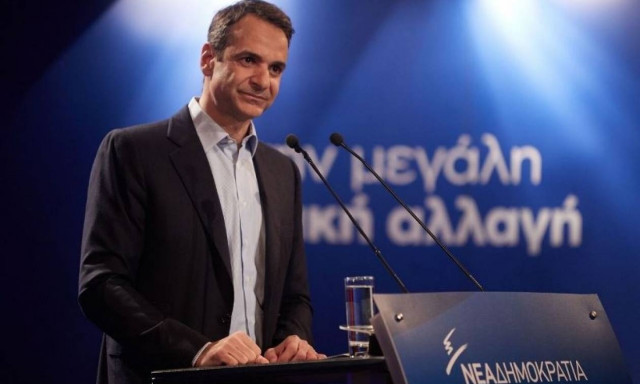 Σε «καυτές» ερωτήσεις πολιτών απάντησε ο Κυριάκος Μητσοτάκης σε live συζήτηση στο Facebook