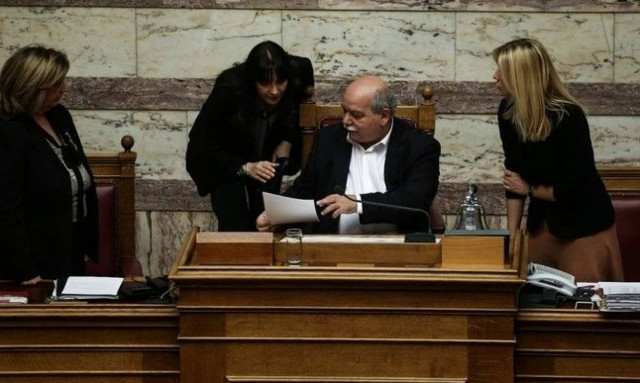 Βούτσης για εισφορά αλληλεγγύης: Δεν πρόκειται για σκανδαλώδη ρύθμιση