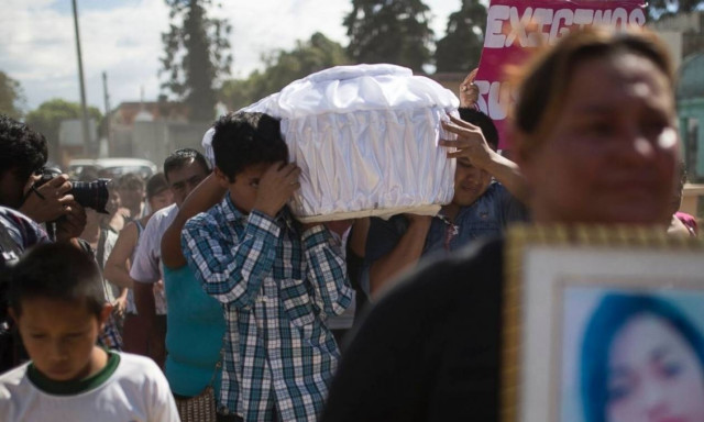 Γουατεμάλα: Μεγαλώνει ο κατάλογος των νεκρών από την πυρκαγιά στον ξενώνα κακοποιημένων παιδιών