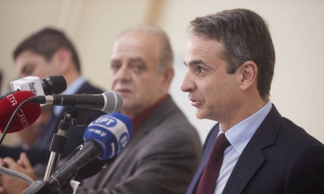 Μητσοτάκης για αξιολόγηση: Βρέχει λεφτά κι εμείς κρατάμε ομπρέλα