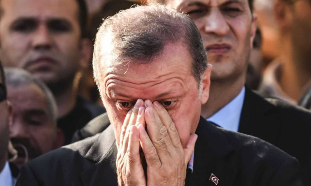 Η Γερμανία καταγγέλλει: Ο Ερντογάν το «παίζει» θύμα για να κερδίσει το δημοψήφισμα