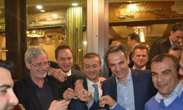 Ποιον θέλει να στείλει στο Survivor ο Κυριάκος Μητσοτάκης; (pics)