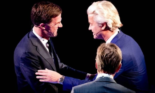 Dutch election: Voters go to the polls in key test for populists