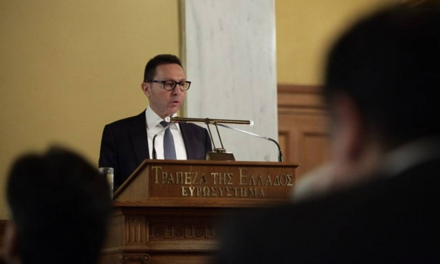 Έκκληση Στουρνάρα για αποδοχή ενός συμβιβασμού για το κλείσιμο της αξιολόγησης