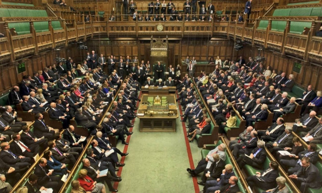 Τέλος στις προσλήψεις συγγενών των βουλευτών στη Βρετανία