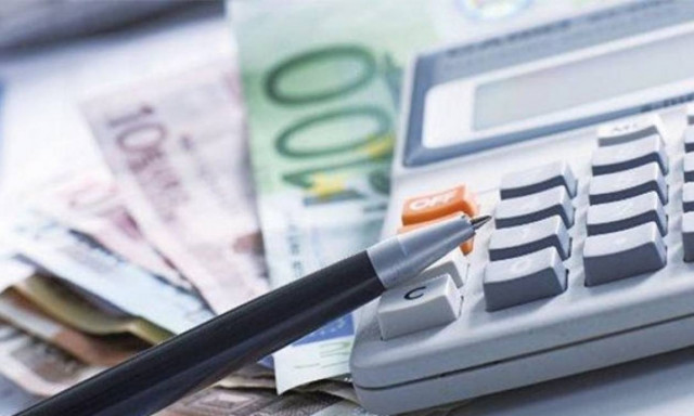 Φορολογικές δηλώσεις: Πώς θα γλιτώσετε φοροπαγίδες και τεκμήρια
