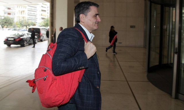 Έπεσε στον «τοίχο» η διαπραγμάτευση: Παραμένουν τα βασικά «αγκάθια» για συντάξεις και εργασιακά