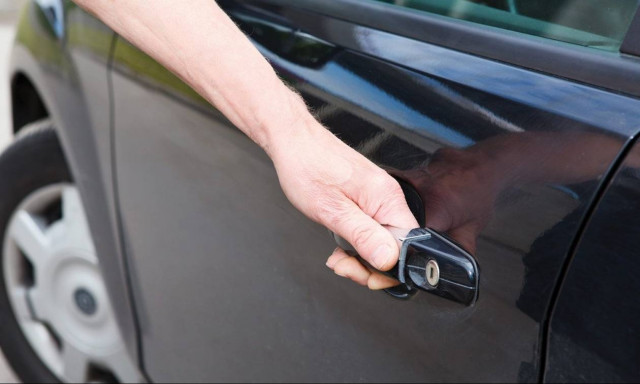 Αν έχετε ένα από αυτά τα αυτοκίνητα δώστε προσοχή! Είναι η… χαρά των κλεφτών