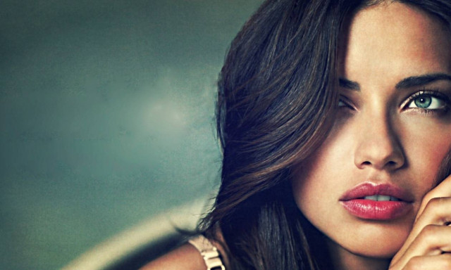 Αντριάνα Λίμα: Θέλω να με θέλετε για το…