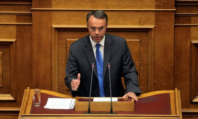 Σταϊκούρας: Ο Τσίπρας μας γυρίζει διαρκώς στο παρελθόν