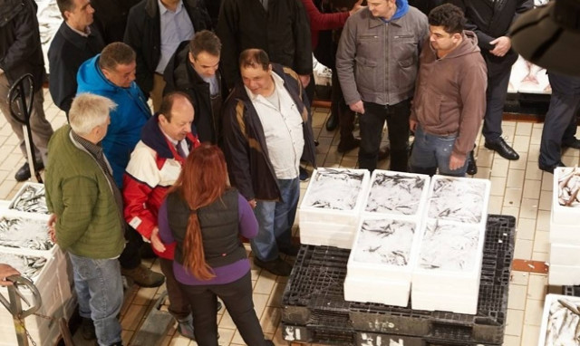 Στην Ιχθυόσκαλα ο Μητσοτάκης για τα προβλήματα σε αλιεία και εμπορία