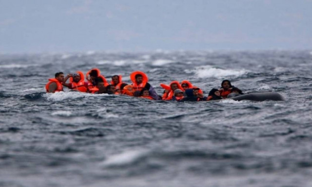 Die Zeit: Σκανδαλώδης η ευρωπαϊκή συμπεριφορά προς την Ελλάδα στο προσφυγικό