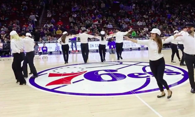 Στην Φιλαδέλφεια των ΗΠΑ αφιέρωσαν συρτάκι στον Γιάννη Αντετοκούνμπο!