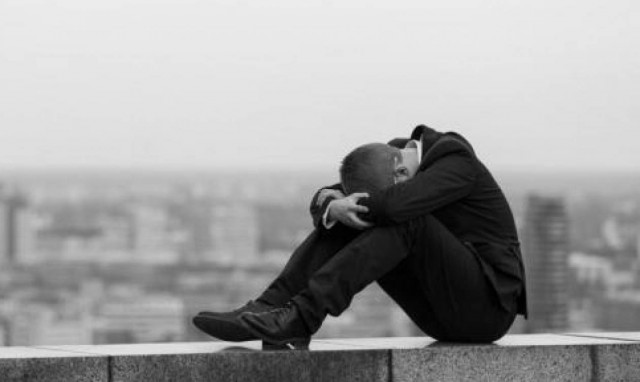 Η αυτοκτονία συζύγου ή συντρόφου αυξάνει τον κίνδυνο για ψυχική ή σωματική νόσο