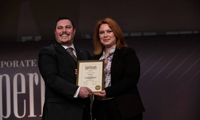 Frezyderm: Βραβεύτηκε ως το κορυφαίο Superbrand στην κατηγορία Προσωπικής Περιποίησης
