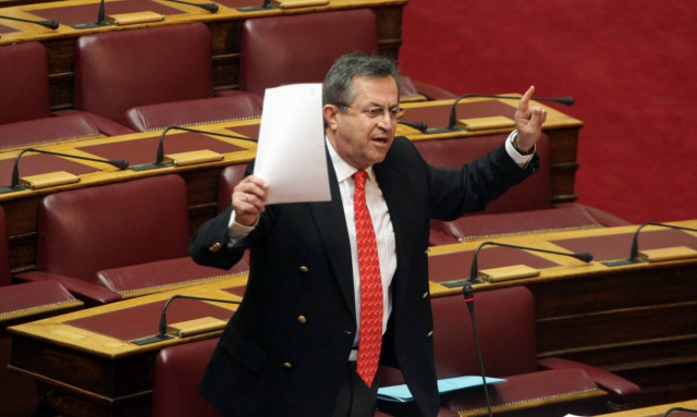 Νικολόπουλος: Η υπουργός Πολιτισμού δεν ξέρει ποια κειμήλια μας έχουν κλέψει οι Βούλγαροι!