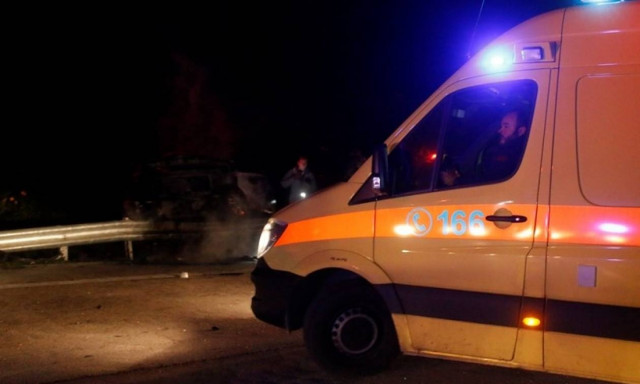 Τροχαίο με τέσσερις νεαρούς νεκρούς στον Εύοσμο: Οι πρώτες εικόνες από το σημείο (pics&vid)