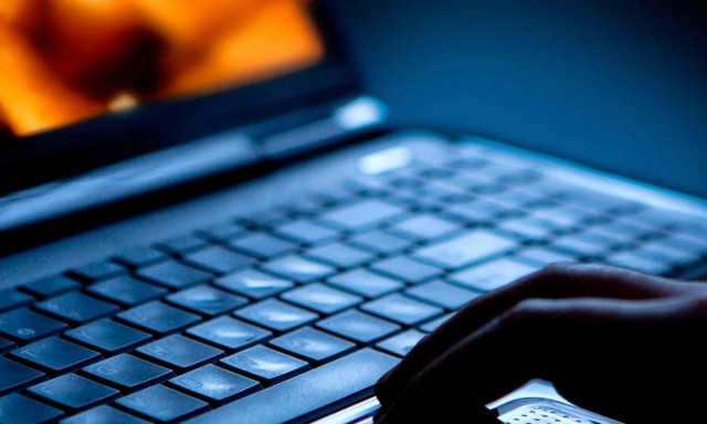 Γλυφάδα: Μυστήριο με την αυτοκτονία της 16χρονης – Γιατί «ψάχνουν» τον υπολογιστή της