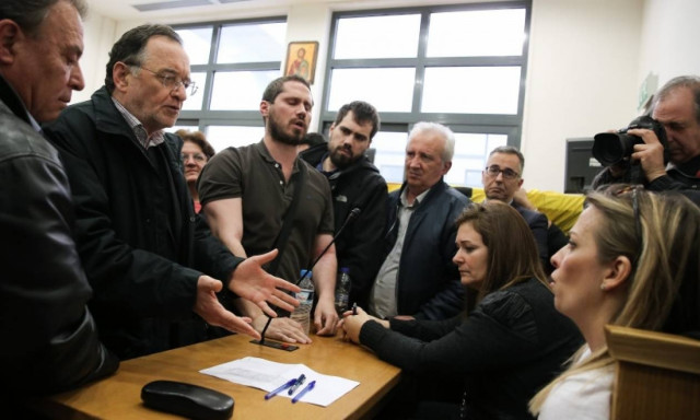 Συγκέντρωση της ΛΑΕ στα ειρηνοδικεία για τους πλειστηριασμούς