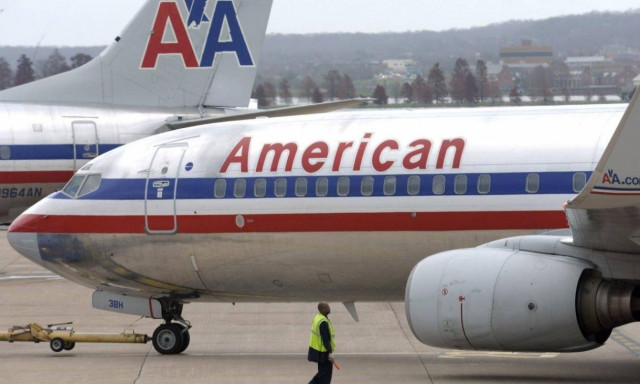 Πανικός στον αέρα: Πιλότος πέθανε κατά τη διάρκεια πτήσης