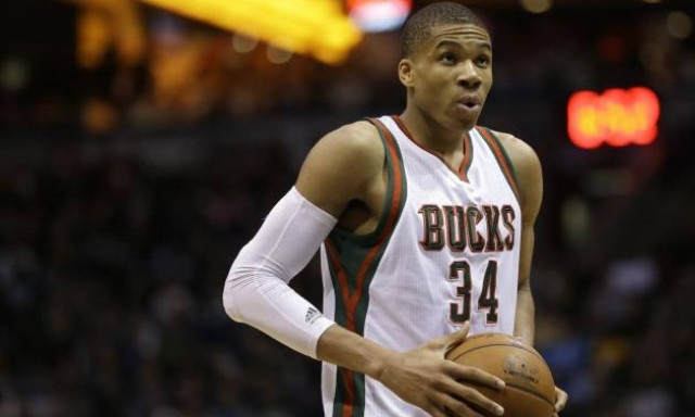 Επικό βίντεο του Γιάννη Αντετοκούνμπο ενόψει Πρωταπριλιάς!