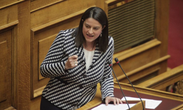 Πανελλήνιες - Πανελλαδικές 2017 - ΝΔ: Η κυβέρνηση εμπαίζει τους μαθητές