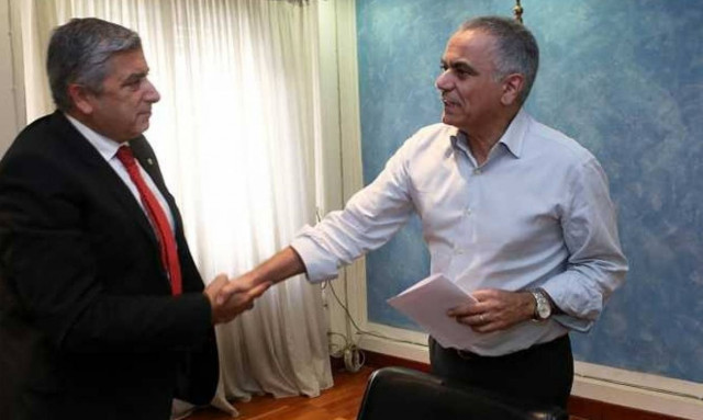 Θερμό επεισόδιο Σκουρλέτη-Πατούλη: Πέφτουν οι τόνοι μέσω… πολυνομοσχεδίου