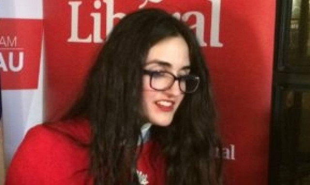 Εκλέχθηκε βουλευτής του Καναδά η ομογενής Εμμανουέλα Λαμπροπούλου (video)