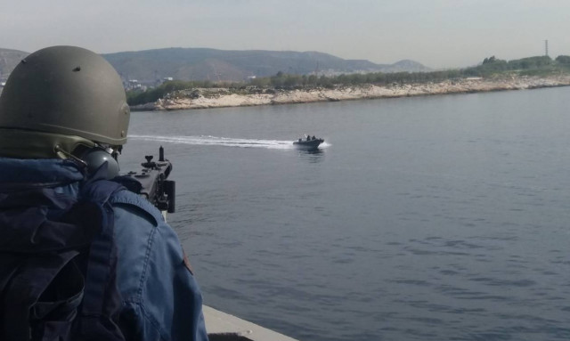 Πολεμικά πλοία και ΟΥΚάδες σε Αιγαίο, Μυρτώο και Σαρωνικό (pics)