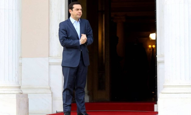 PM Tsipras asks for a summit if agreement is not reached at Eurogroup