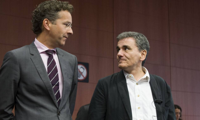 Όλα τα μέτρα το 2019 ζητούν οι δανειστές: Χωρίς συμφωνία το... δείπνο στις Βρυξέλλες