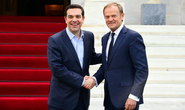 Τουσκ σε Τσίπρα: Έχουμε λίγο καλύτερη διάθεση για την αξιολόγηση σήμερα (vid)