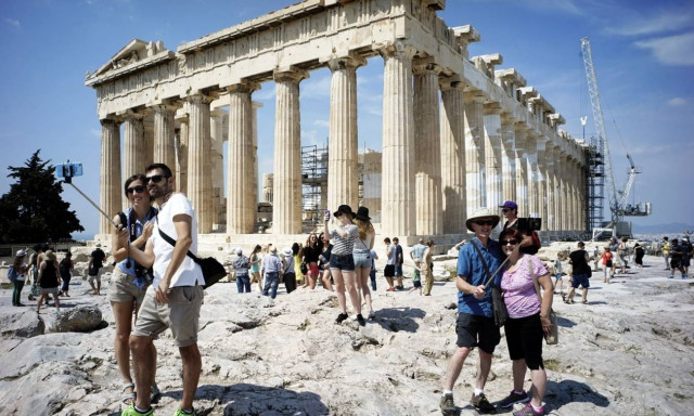 SETE: Tourism is the only sector strengthened during crisis