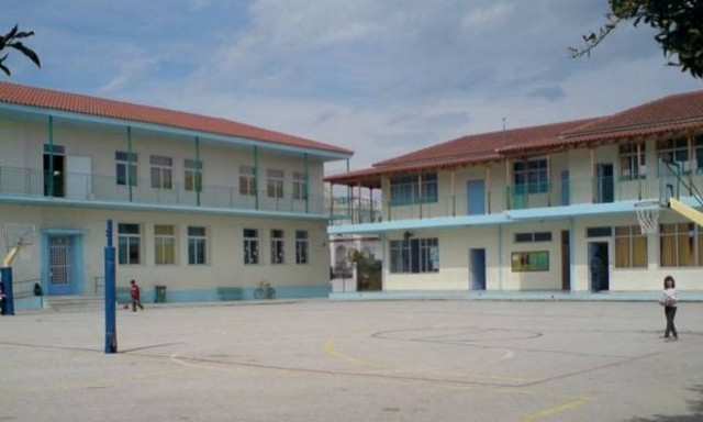 Παιδεία: «Κόβουν» την Αρχαία Ελλάδα και τους ήρωες του 1821 από την Ιστορία!