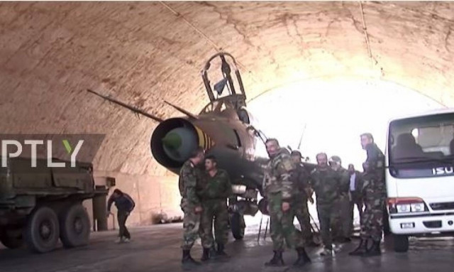 Επίθεση ΗΠΑ στη Συρία: Σπάνιο βίντεο από την αεροπορική βάση πριν βομβαρδισθεί