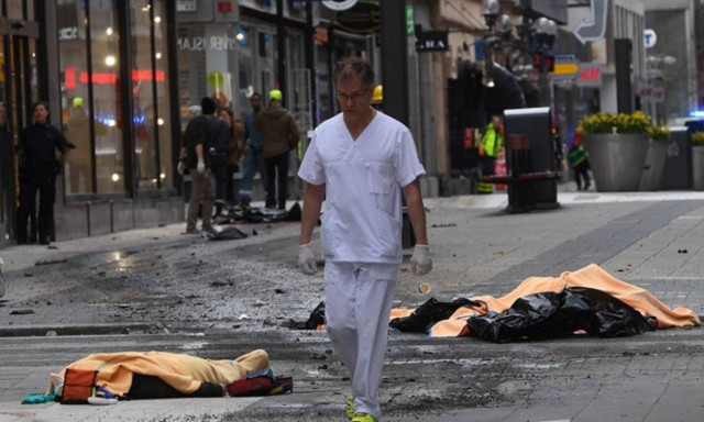 Επίθεση Στοκχόλμη: Δείτε LIVE εικόνα από το σημείο