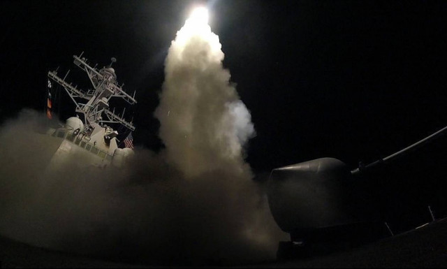 Επίθεση ΗΠΑ στη Συρία: Την πλήρη υποστήριξη στον Τραμπ εκφράζει το Λονδίνο