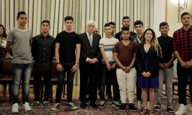 Παυλόπουλος: Σε αυτές τις δύσκολες μέρες η ελληνική κοινωνία πρέπει να διατηρήσει τη συνοχή της