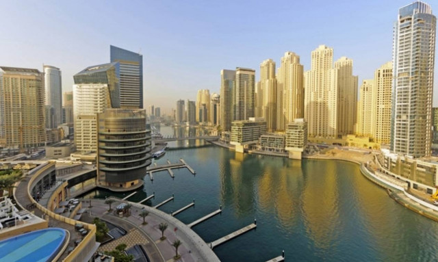 Δείτε τι μισθό παίρνει ένας Έλληνας στο Ντουμπάι!