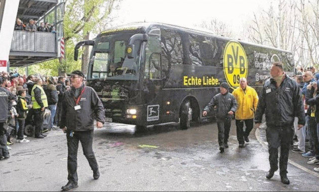 Επίθεση Ντόρτμουντ: Εντοπίστηκε ύποπτο πακέτο στο ξενοδοχείο που έμενε η ομάδα