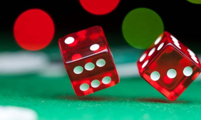 Το κράτος χάνει 8 δισ. ευρώ στα… ζάρια