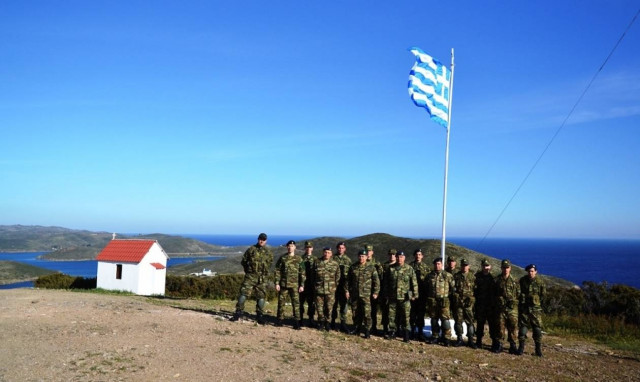 Στρατός Ξηράς: Ο διοικητής ΑΣΔΕΝ στις Οινούσσες και στα Ψαρά