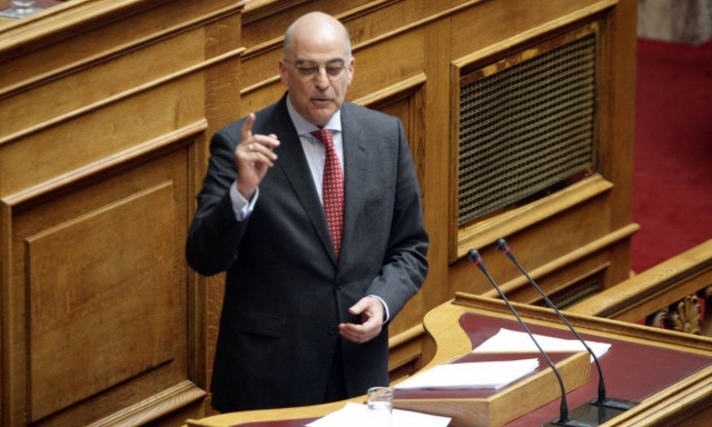 Δένδιας εναντίον Τσακαλώτου: Είστε απαράδεκτοι ψεύτες!