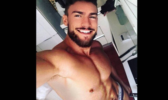 Αυτός είναι ο πιο «καυτός» νοσοκόμος του κόσμου