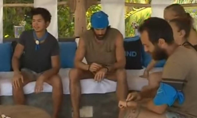 Survivor: Δεν φαντάζεστε τι αηδιαστικό έκανε ο Σπαλιάρας στον Τσανγκ (video)