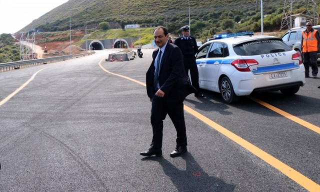 Παραδόθηκε στην κυκλοφορία το τμήμα της Ιονίας Οδού, Κλόκοβα - Κεφαλόβρυσο (video)