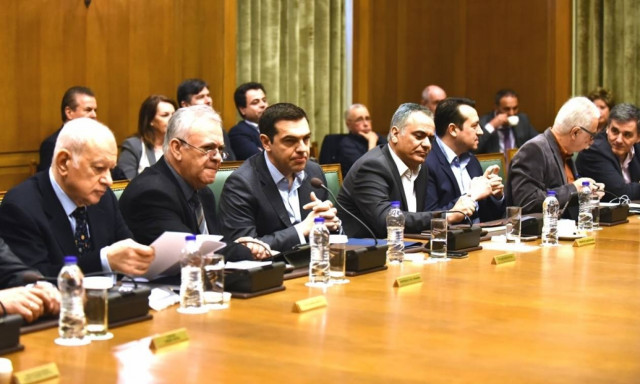 «Πανηγυρίζει» ο Τσίπρας: Η συμφωνία είναι... υπερασπίσιμη