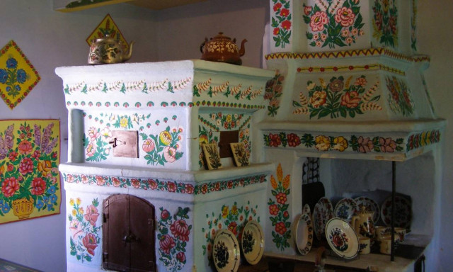 Ζαλίπιε: Το χωριό της Πολωνίας όπου όλα είναι γεμάτα ζωγραφιές λουλουδιών (pics)